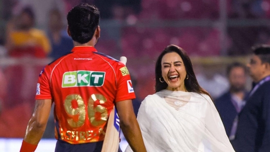 Preity Zinta’s Timeless Charm Shines as Punjab Kings Triumph